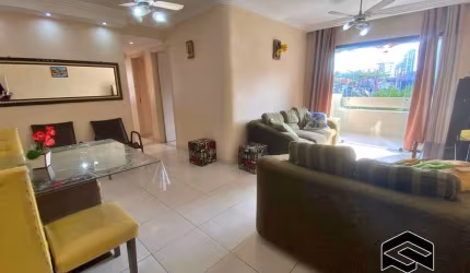 LINDO APARTAMENTO 03 DORMITÓRIOS, COM SACADA, EM ÓTIMA LOCALIZAÇÃO!