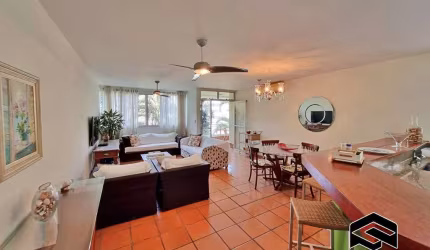 APARTAMENTO ENORME, LAZER COMPLETO, APENAS 300m DO MAR!