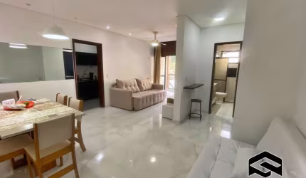 01 DORMITÓRIO, REFORMADO COM SACADA!