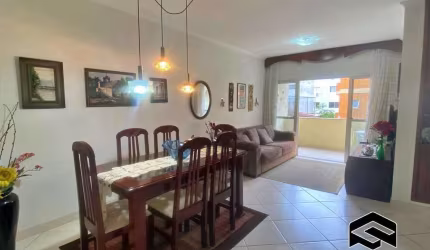02 DORMITÓRIOS, COM SACADA E DESPESAS BAIXAS!