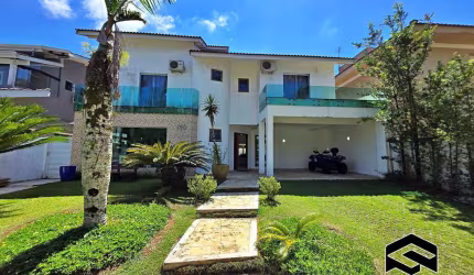 OPORTUNIDADE! SOBRADO NO JD. ACAPULCO, 06 DORM, 06 SUÍTES!