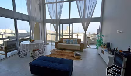 LINDO APTO DUPLEX EM ÓTIMA LOCALIZAÇÃO, VISTA AO MAR!