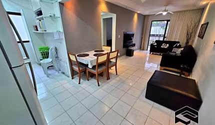 AMPLO APARTAMENTO LADO PRAIA, COM LAZER!