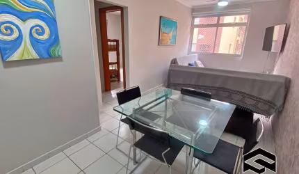 LINDO APARTAMENTO 02 DORMITÓRIOS, EM EXCELENTE LOCALIZAÇÃO!
