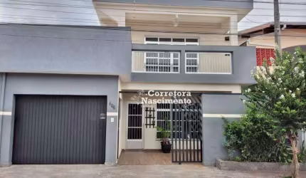 Casa com 4 dormitórios à venda, 284 m² por R$ 840.000,00 - Cidade Jardim - Jacareí/SP