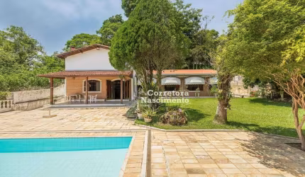 Sítio com 6 dormitórios à venda, 351 m² por R$ 2.300.000,00 - Chácaras Condomínio Recanto Pássaros II - Jacareí/SP