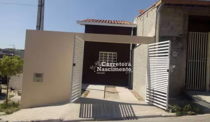 Casa com 2 dormitórios à venda, 66 m² por R$ 325.000,00 - Parque Imperial - Jacareí/SP