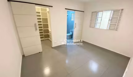 Casa com 2 dormitórios à venda, 86 m² por R$ 345.000 - Jardim Coleginho - Jacareí/SP
