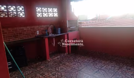 Casa com 2 dormitórios à venda, 142 m² por R$ 320.000 - Jardim Santa Marina - Jacareí/SP