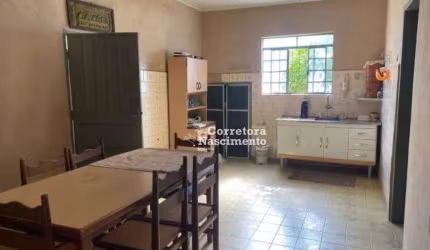 Sítio com 3 dormitórios à venda, 2248 m² por R$ 690.000 - Bandeira Branca - Jacareí/SP