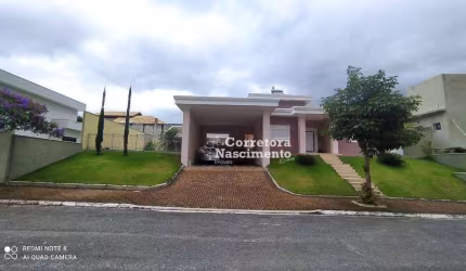 Casa com 3 dormitórios à venda, 369 m² por R$ 1.910.000 - Jardim Terras de Santa Helena - Jacareí/SP