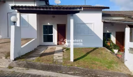 Casa com 2 dormitórios à venda, 66 m² por R$ 317.000 - Jardim Coleginho - Jacareí/SP