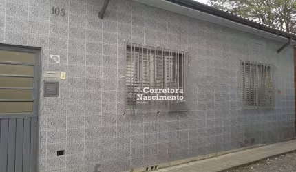 Casa com 4 dormitórios à venda, 159 m² por R$ 690.000 - São João - Jacareí/SP