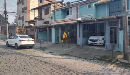 Casa à venda no bairro Desvio Rizzo - Caxias do Sul/RS