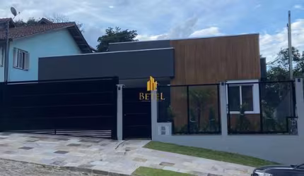 Casa à venda no bairro Colina Sorriso - Caxias do Sul/RS