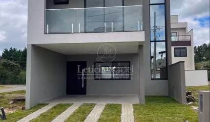 Triplex a venda em São José dos Pinhais