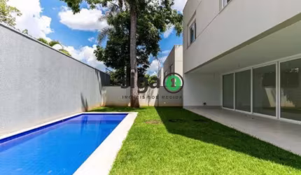 Casa em Condomínio Residencial em Chácara Santo Antônio (Zona Sul)