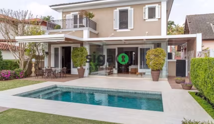 Casa a venda na Cidade Jardim com 4 quartos