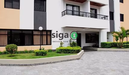 Imóvel com 74m², sendo 3 dormitórios (1 suíte), 3 banheiros