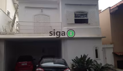 Casa Espaçosa e Sofisticada em Condomínio Completo! Jardim Ampliação