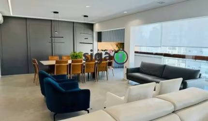 Cobertura Duplex com 291m², com 4 suites, 4 vagas no Panamby