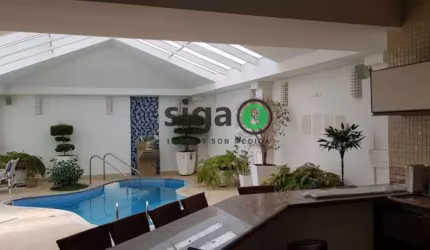 Casa em Condomínio Residencial em Portal do Morumbi