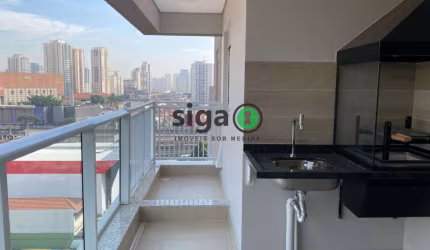 Apartamento ao lado metrô Tatuapé
