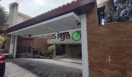 Casa em Condomínio Vitória Regia Condomínio Vitória Régia no Panamby: Espaço, Luxo e Conveniência