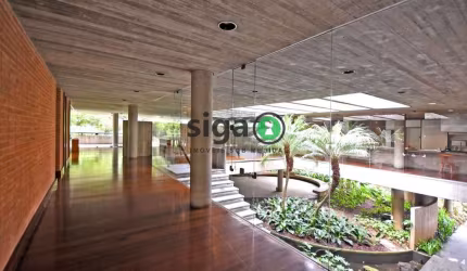 Casa  a venda na Cidade Jardim com 4 quartos - 976m²