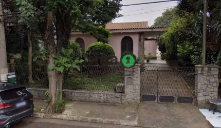 Amplo e Confortável Sobrado no Brooklin Novo