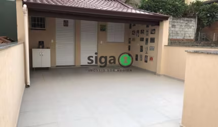 Casa/Sobrado no Jardim da Glória - 260m², 3 dormitórios (2 suítes), 1 vaga!!