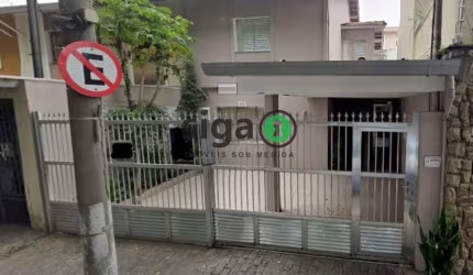 Aconchegante Sobrado Residencial com 3 Quartos (1 Suíte) e 3 Vagas de Garagem no Butantã