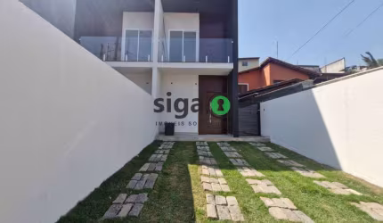 Casa Nova103 metros 3 dormitórios , 1 suíte, 2 vagas em Condomínio no Taboão da Serra