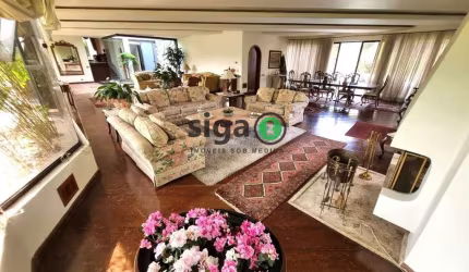 Casa a venda no Jardim Leonor com 5 quartos