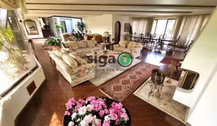 Casa a venda no Jardim Leonor com 5 quartos