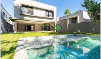 Casa em condomíno com 4 suites, 6 vagas e infra para elevador, na Chácara Santo Antonio a Venda