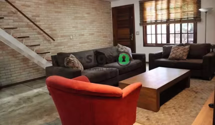 Casa Assobradada 236 metros, 3 Dormitórios, 2 Vagas