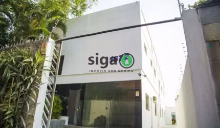 Prédio Comercial para Venda ou Locação em Moema com 480m²