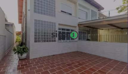 Casa de 151 metros 3 quartos 1 suíte 2 vagas a venda no Caxingui