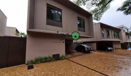 Casa a Venda na CIDADE JARDIM  com 4 quartos /4 suítes