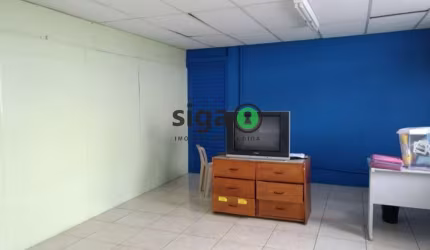 Galpão Comercial de 550 metros construídos para venda  no Butantã