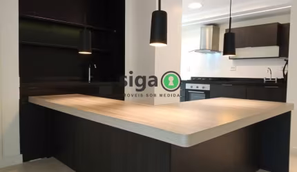 Apto reformado no Itaim com 1 suite, closet, lavabo, 1 vaga para Locação sem Mobilia