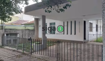 VENDA DE CASA 140M², PARA MORAR OU INVESTIR, A 300M DO METRÔ