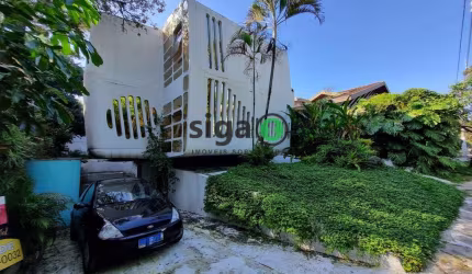Casa em Rua fechada a venda na Granja Julieta com 4 quartos
