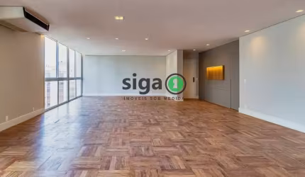 Apartamento Alto Padrão 250m² - 3 Suítes - Reformado -  Sanra Cecília