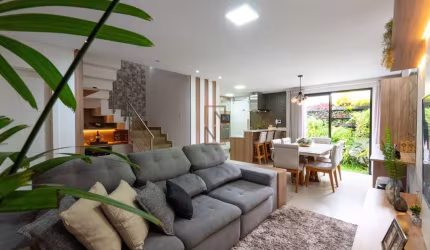 Casa com 3 quartos à venda na Rua Desembargador Alcebíades de Almeida Faria, 443, Jardim Social, Curitiba por R$ 1.490.000