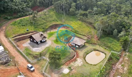 Chácara em Meio a Natureza com Lagoa e Terreno de 7.000m² à venda em Tijucas/SC