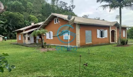 Chácara com Terreno com Escritura Pública de 7.000m² à venda em Tijucas/SC