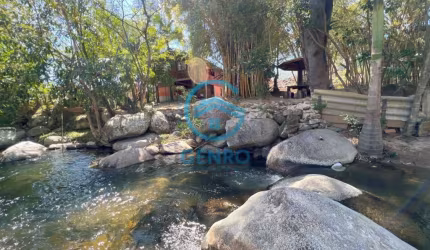 Chácara com Cachoeira com Águas Cristalinas e Terreno de 1.500m² à venda em Canelinha/SC