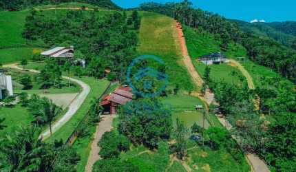 Lindo Sítio com 02 Lagoas e Terreno de 40.000m² ( 04 HECTARES ) à venda em Nova Trento/SC